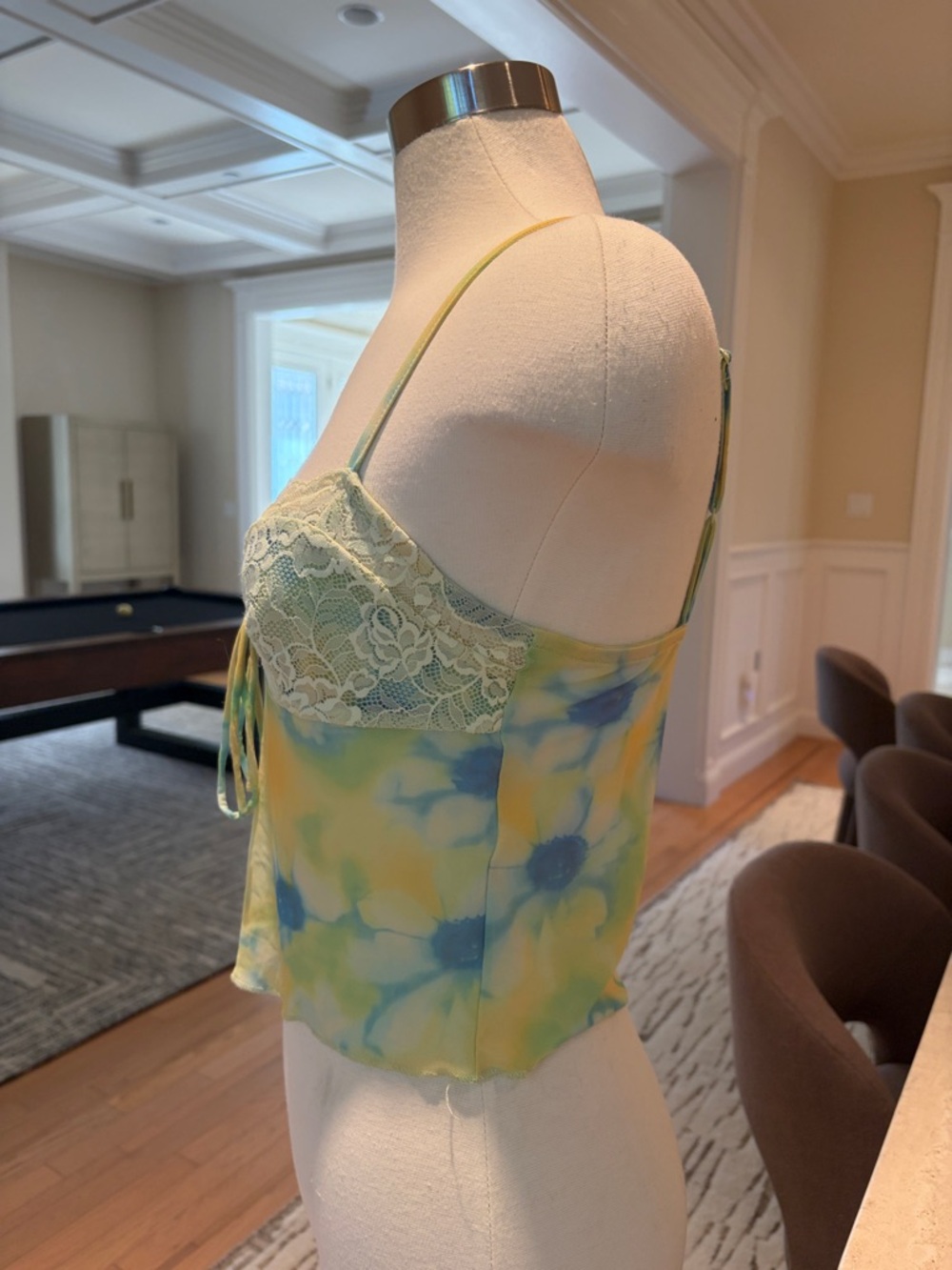 New! URBAN OUTFITTERS Cami - Picture 3 of 6